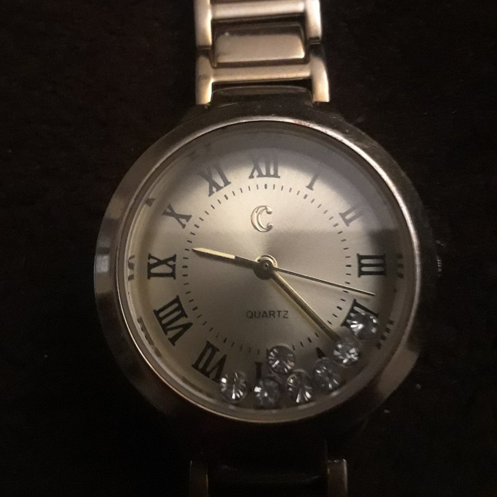 Quartz W omens Watch